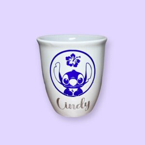 Taza personalizable con imagen y silueta de nombre