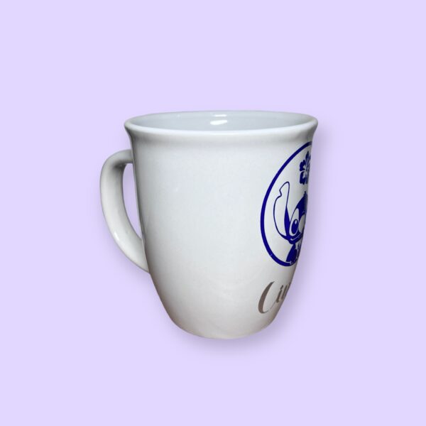 Taza personalizable con imagen de lado con nombre enfrente